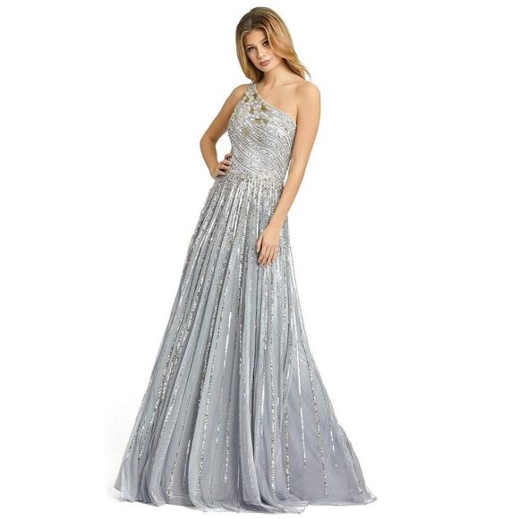 Mac Duggal Women's Platinum Embellished Asymmetric Junior Prom Gown Size 4 NWT - Picture 1 of 12